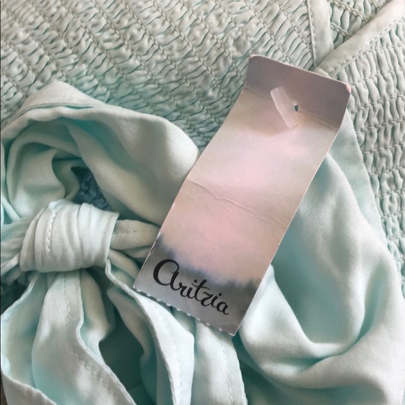 Aritzia Greene Blouse smocked halter tank top - Picture 4 of 4